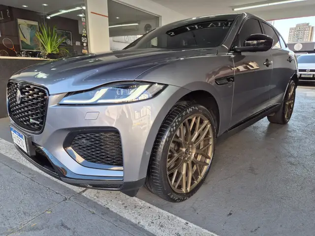Carro Jaguar F-Pace 2021 3.0 R-Dynamic SE AWD 340cv Aut.