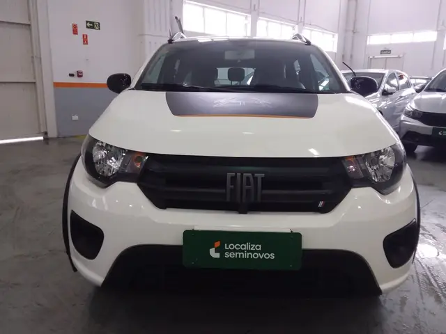 Carro Fiat Mobi 2024 Trekking 1.0