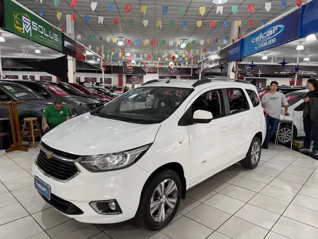 Carro Chevrolet Spin 2024 Premier 1.8 (Aut.)
