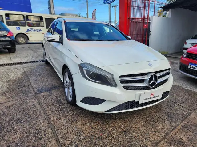Carro Mercedes-Benz Classe A  2014 200 Style 1.6 DCT Turbo