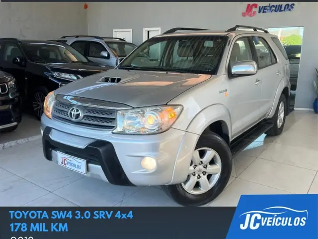 Carro Toyota Hilux SW4 2010 SRV 4x4 3.0 Turbo  (aut)