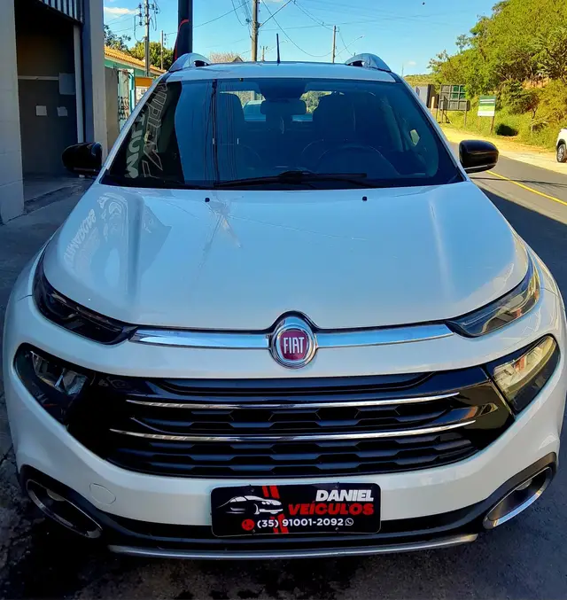 Carro Fiat Toro 2018 Volcano 2.0 diesel AT9 4x4