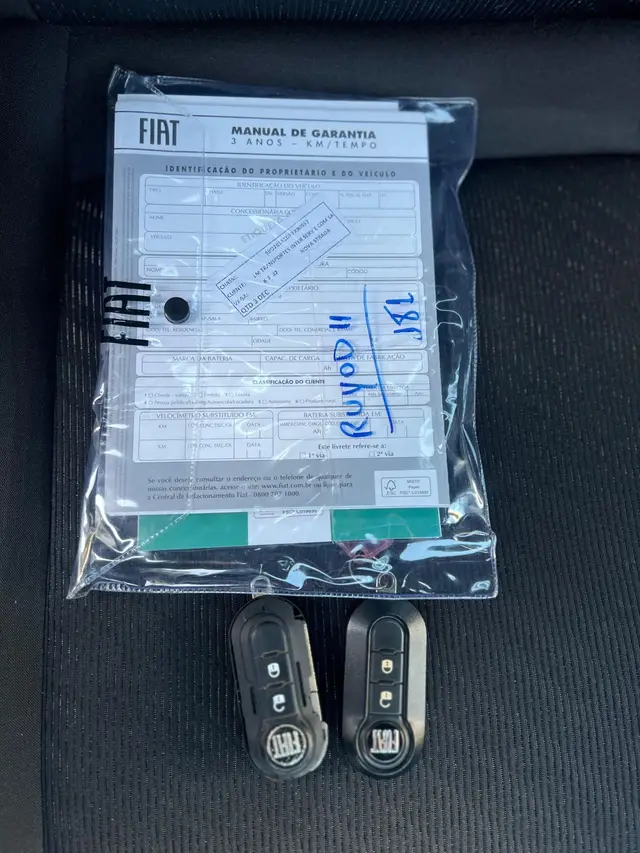 Carro Fiat Strada 2023 Endurance 1.4 Cabine Plus (Flex)