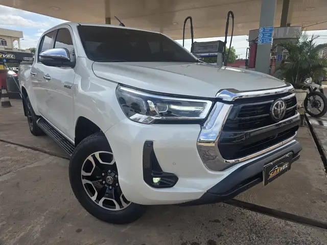 Carro Toyota Hilux Cabine Dupla 2021 SRX 2.8 TDI CD 4x4 (Aut)