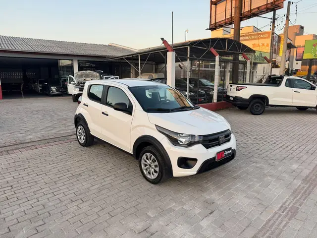 Carro Fiat Mobi 2023 Like 1.0 (Flex)