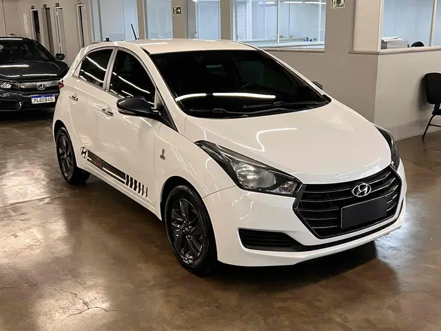 Carro Hyundai HB20 2019 1.0 Copa do Mundo (Flex)