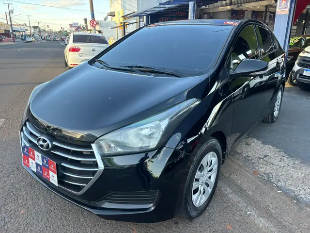 Carro Hyundai HB20S 2017 1.6 Comfort Plus blueMedia (Flex)