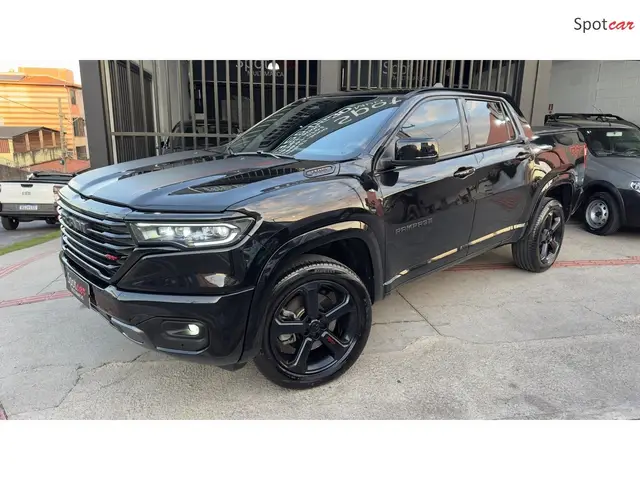 Carro RAM Rampage 2024 R/T 2.0 Turbo