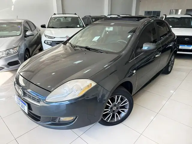 Carro Fiat Bravo 2012 Essence 1.8 16V Dualogic (Flex)