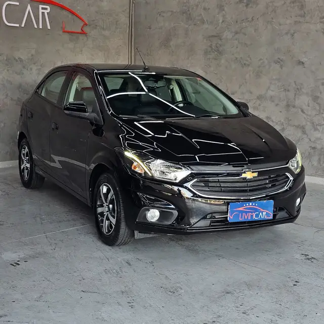 Carro Chevrolet Onix 2018 1.4 LTZ SPE/4 (Aut)