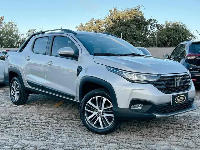 Carro Fiat Strada 2023 Volcano 1.3 CD (Flex)