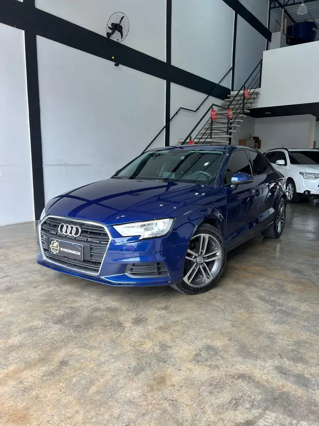 Carro Audi A3 2018 1.4 TFSI Ambiente Tiptronic (Flex)