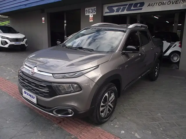Carro Fiat Toro 2018 Volcano 2.0 diesel AT9 4x4