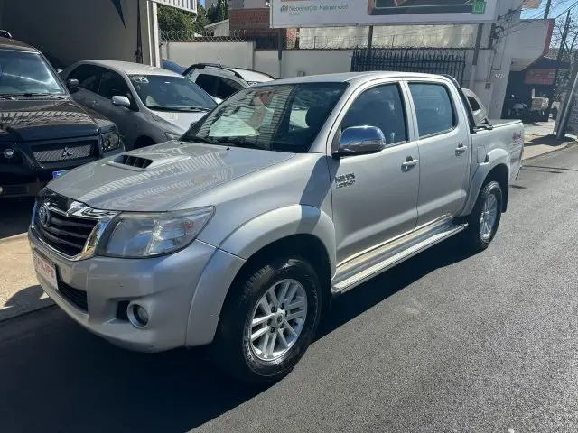 Carro Toyota Hilux Cabine Dupla 2014 Hilux 3.0 TDI 4x4 CD SRV Top (Aut)