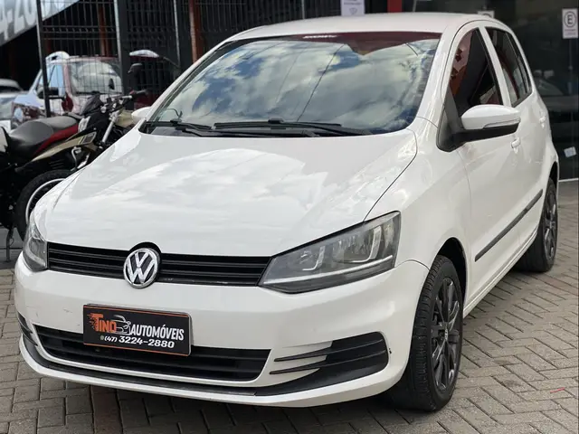 Carro Volkswagen Fox 2016 1.6 MSI Rock in Rio (Flex)