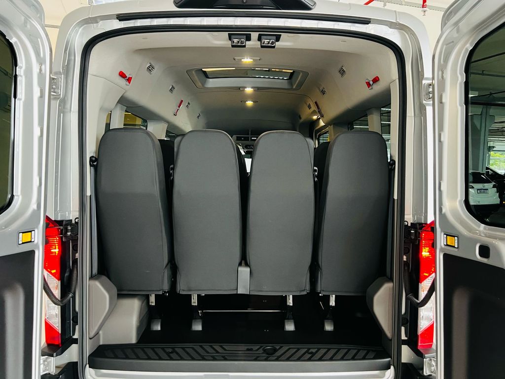Transit Minibus 15 Lug. 2.0 Diesel (Aut.)