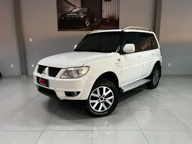 Carro Mitsubishi Pajero TR4 2011 2.0 16V 4x4 (Flex) (Aut)