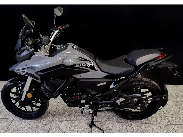 Moto Shineray Storm 200 2025 EFI