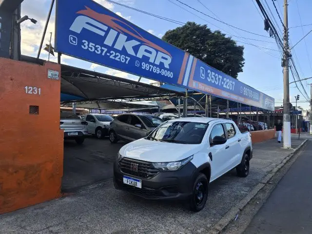 Carro Fiat Strada 2021 Endurance 1.4 CD (Flex)