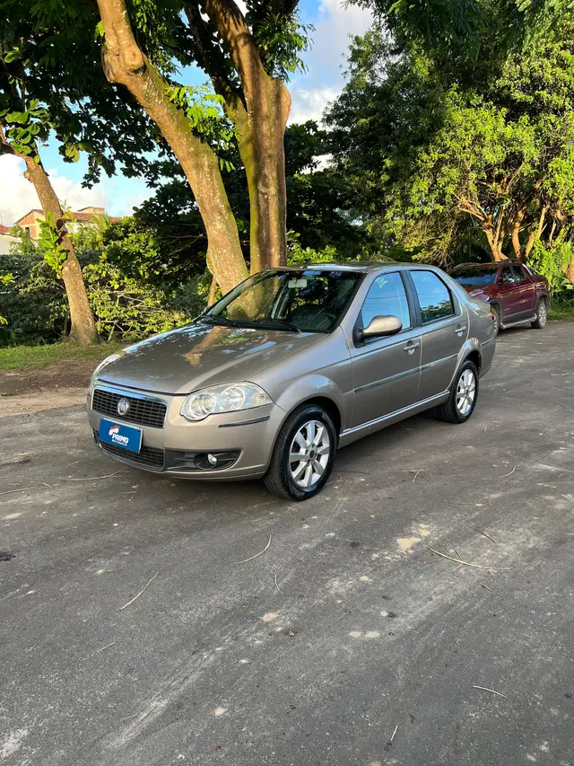 Carro Fiat Siena 2012 Essence 1.6 16V (Flex)
