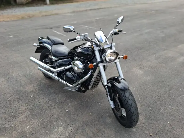 Moto Suzuki Boulevard 2009 M800