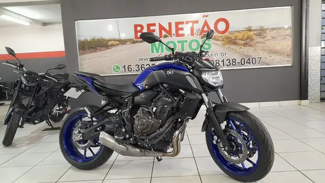 Moto Yamaha MT-07 2024 ABS