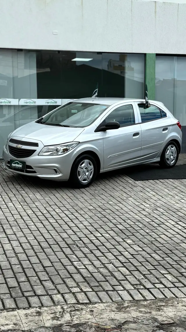 Carro Chevrolet Onix 2017 1.0 Joy SPE/4