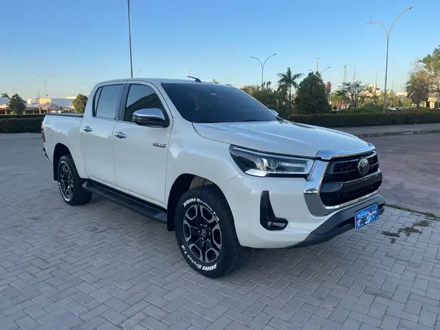 Carro Toyota Hilux Cabine Dupla 2021 SRX 2.8 TDI CD 4x4 (Aut)