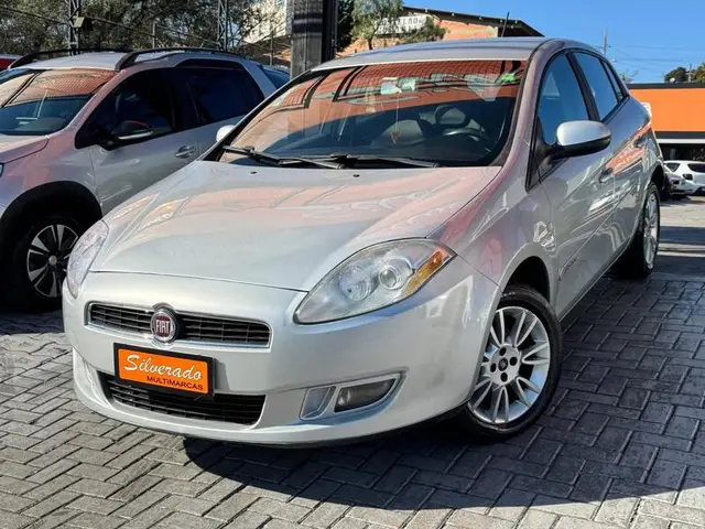Carro Fiat Bravo 2012 Absolute 1.8 16V (Flex)