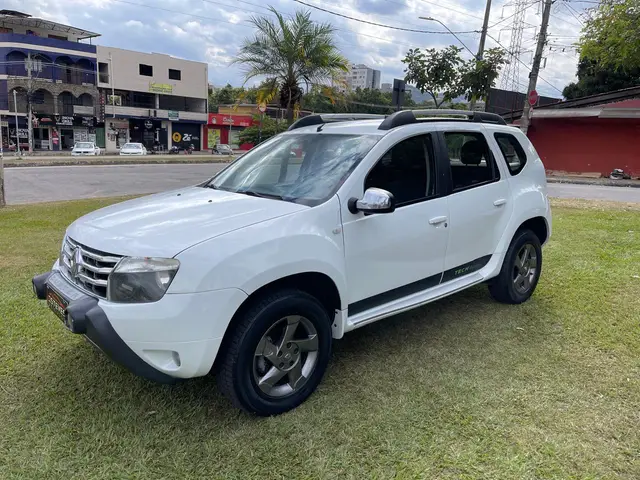 Carro Renault Duster 2014 2.0 16V Dynamique (Flex)