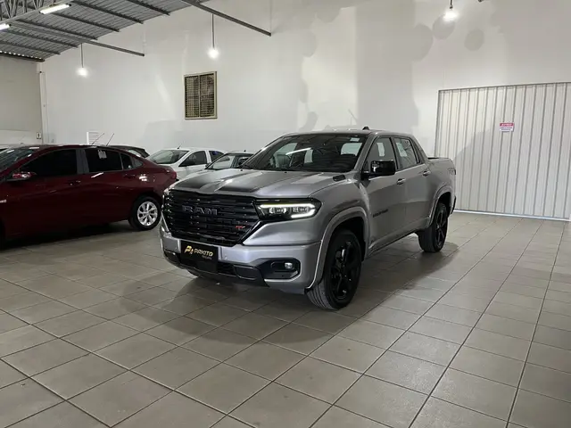Carro RAM Rampage 2024 R/T 2.0 Turbo