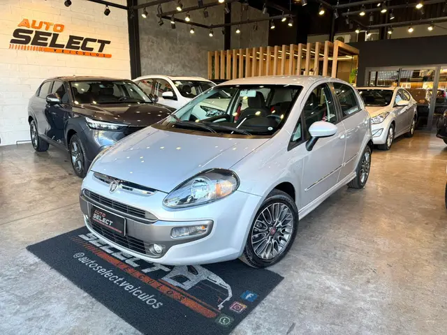 Carro Fiat Punto 2013 Sporting 1.8 16V (Flex)