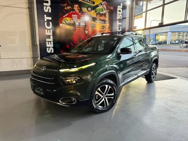 Carro Fiat Toro 2017 Volcano 2.0 diesel AT9 4x4
