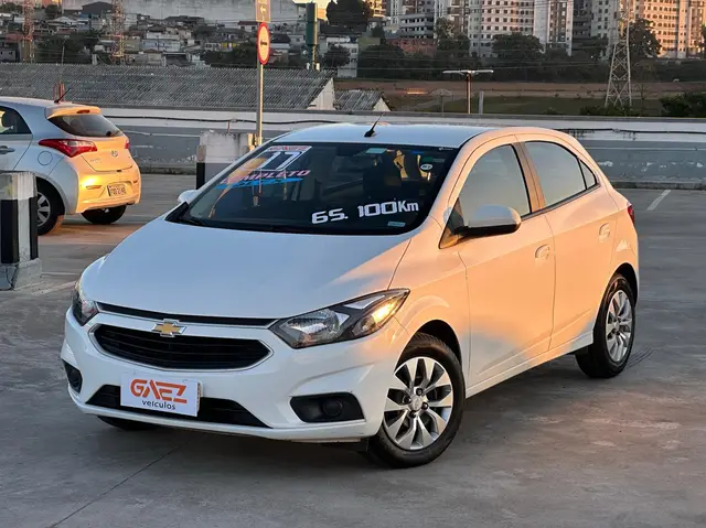 Carro Chevrolet Onix 2017 1.4 LT SPE/4