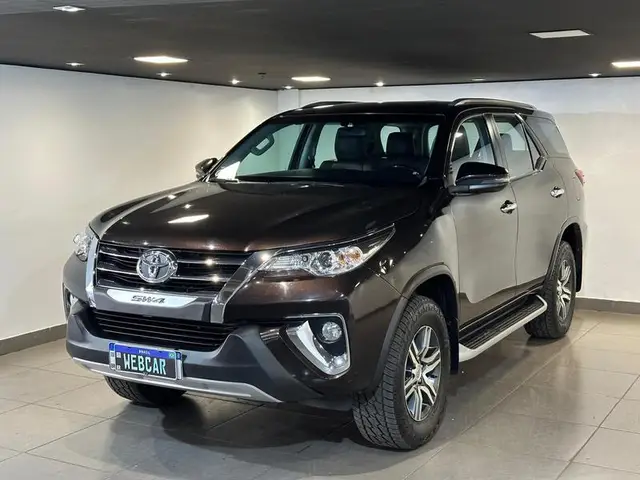 Carro Toyota Hilux Cabine Dupla 2019 Hilux 2.7 SRV CD 4x2 (Flex) (Aut)