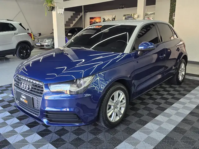 Carro Audi A1 2015 1.4 TFSI Sportback Attraction S Tronic