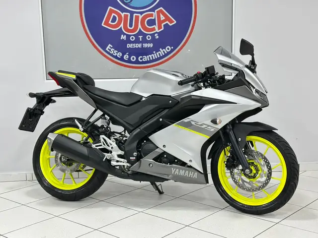 Moto Yamaha YZF R15 2024 ABS