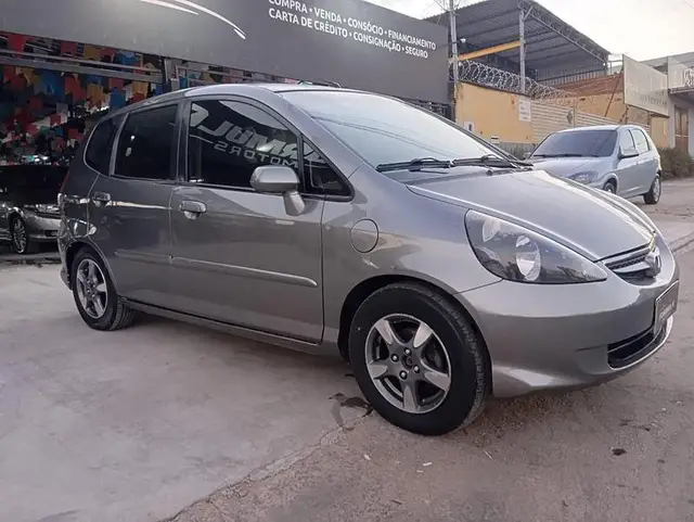 Carro Honda Fit 2008 LX 1.4
