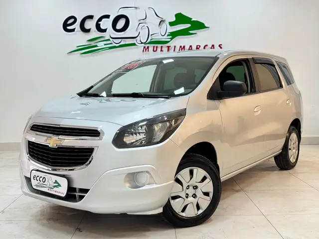 Carro Chevrolet Spin 2016 LS 1.8 5S (Flex)