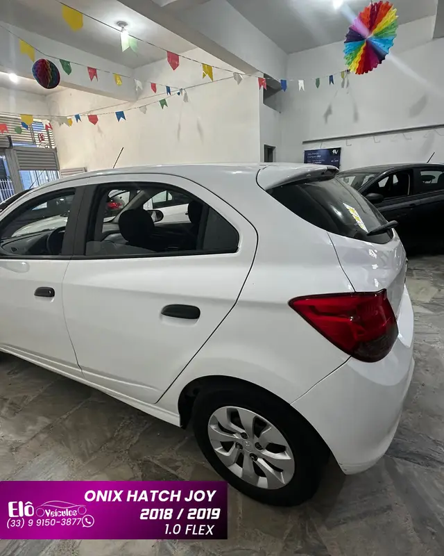 Carro Chevrolet Onix 2019 1.0 Joy SPE/4