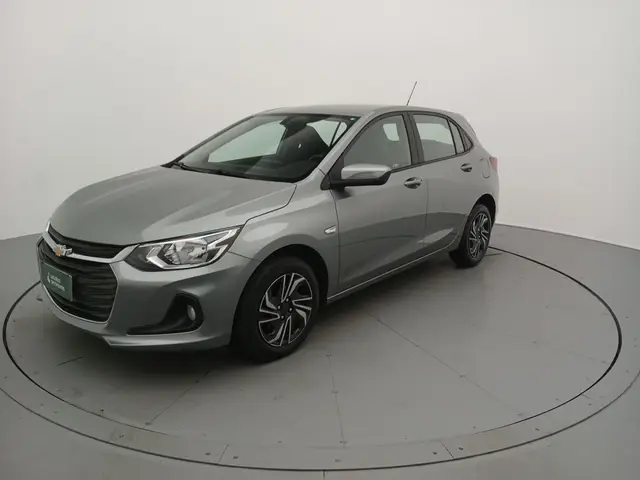 Carro Chevrolet Onix Plus 2025 LT 1.0