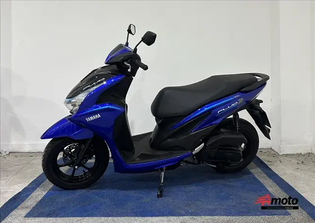 Moto Yamaha Fluo 2026 Hybrid Connected