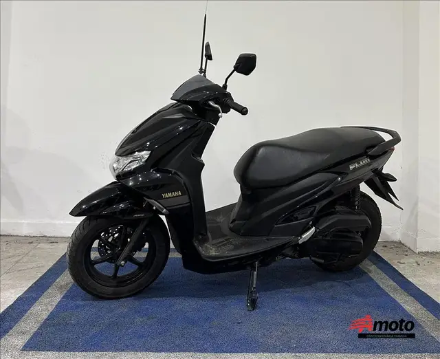 Moto Yamaha Fluo 2023 ABS