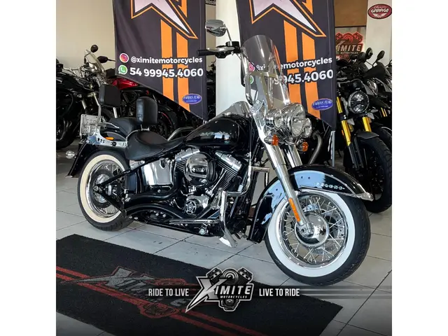 Moto Harley-Davidson Softail Deluxe 2017 Softail De Luxe