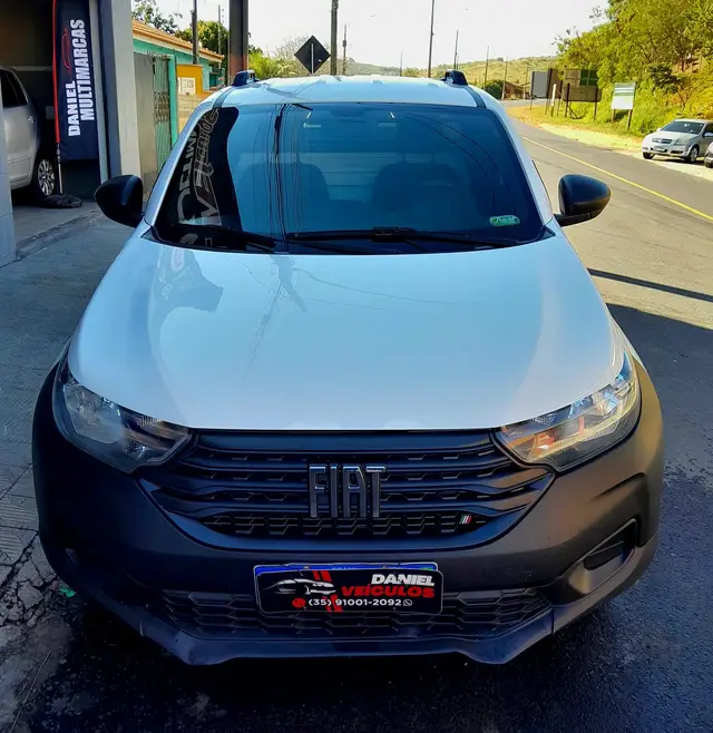 Carro Fiat Strada 2023 Endurance 1.4 CS