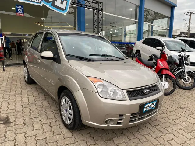 Carro Ford Fiesta Sedan 2009 1.0 (Flex)
