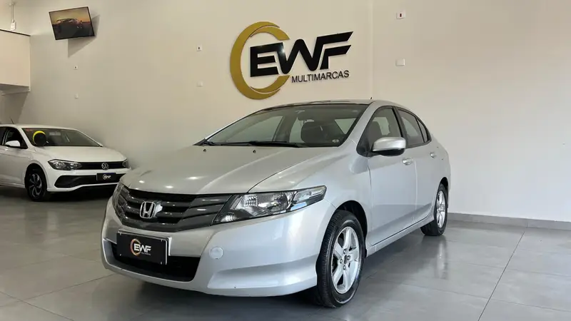Honda LX 1.5 16V (flex)