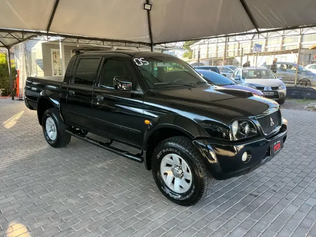 Carro Mitsubishi L200 2005 L 200 Sport GLS 4x4 2.5 (cab. dupla)