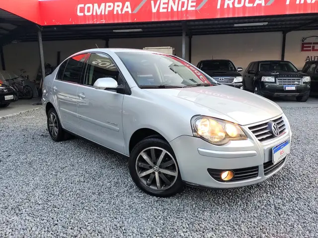 Carro Volkswagen Polo Sedan 2010 Comfortline 1.6 8V I-Motion (Flex) (Aut)