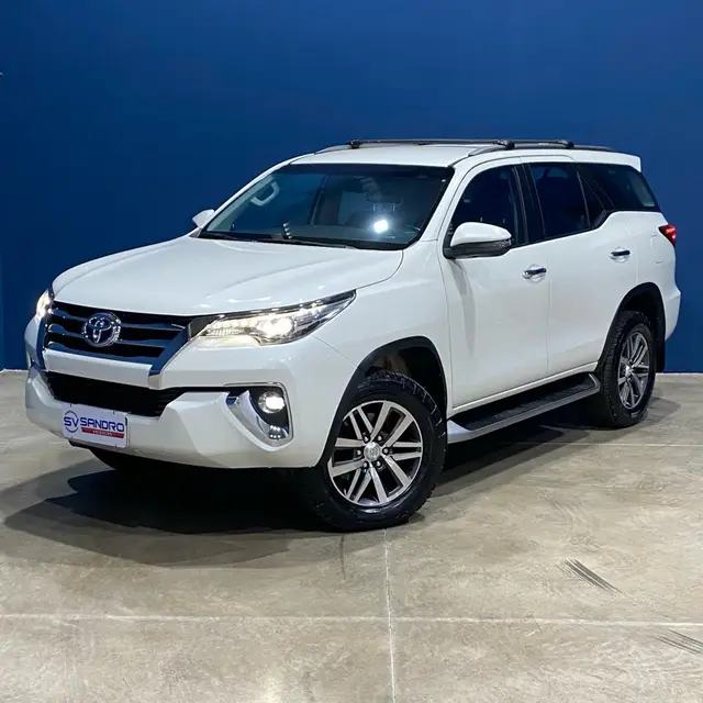 Carro Toyota SW4 2020 2.8 TDI SRX 7L 4x4 (Aut) (Diesel)
